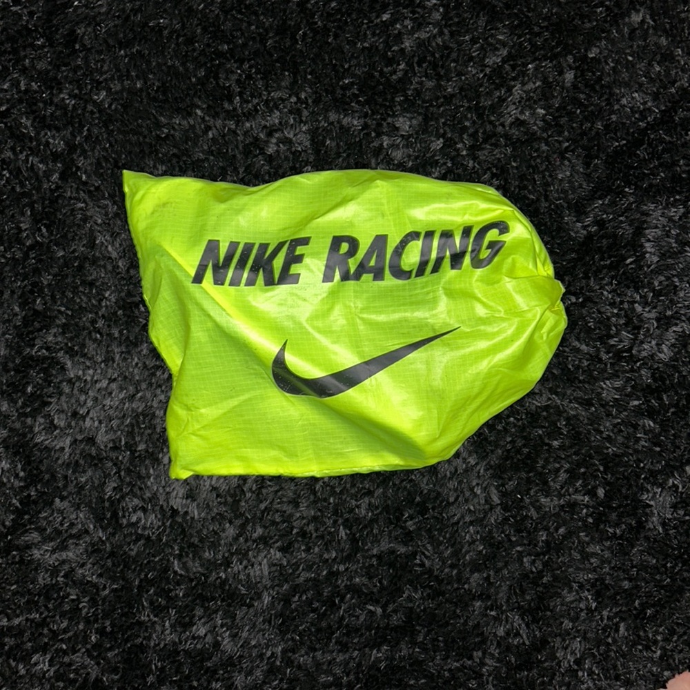 Woman’s racing shoes w/ spikes